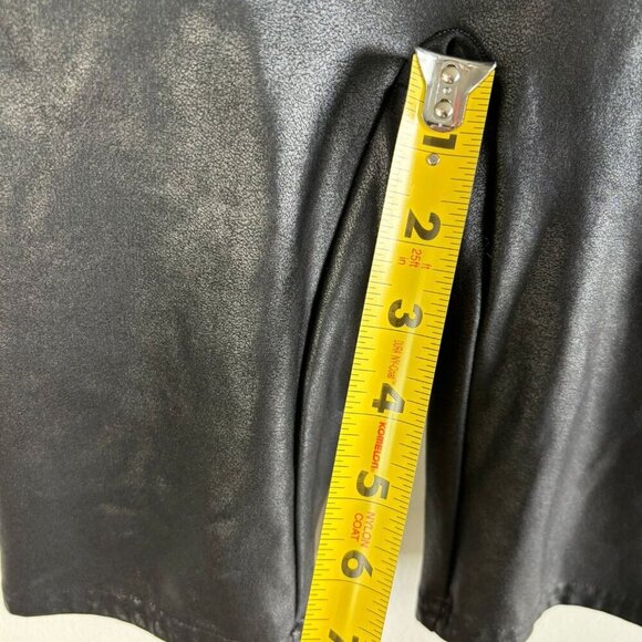 Spanx Womens Faux Leather Workout Short Black Size Small - Picture 2 of 7